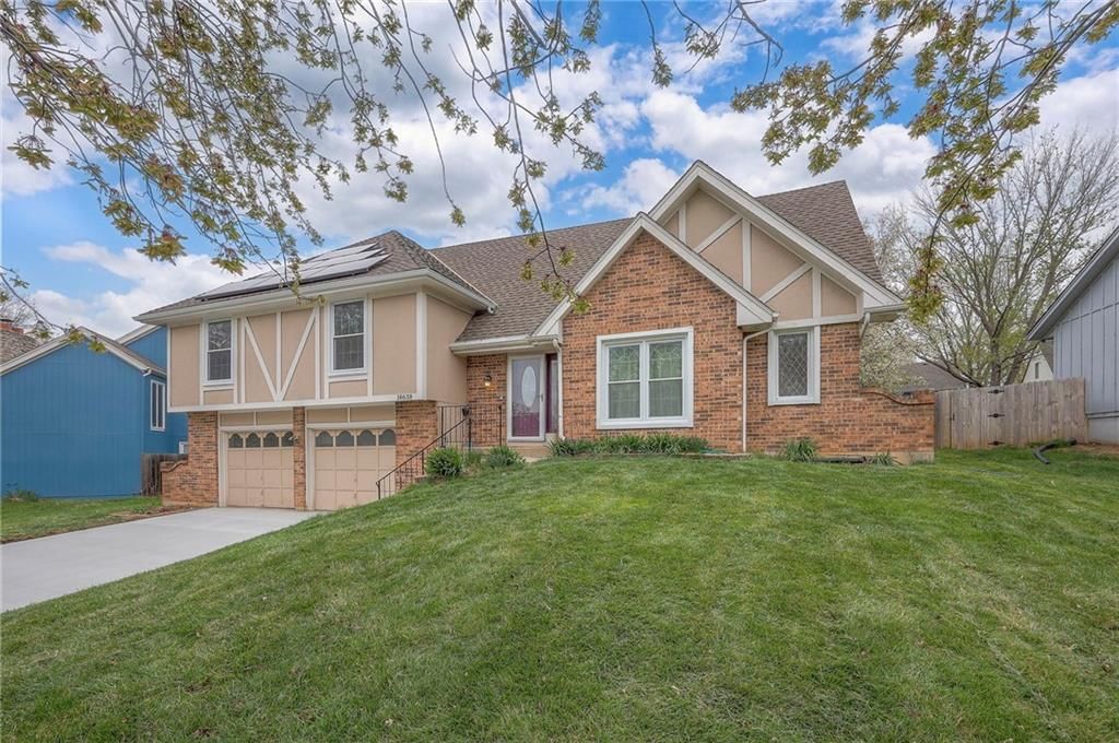 14638 W 85TH Terrace — photo 3