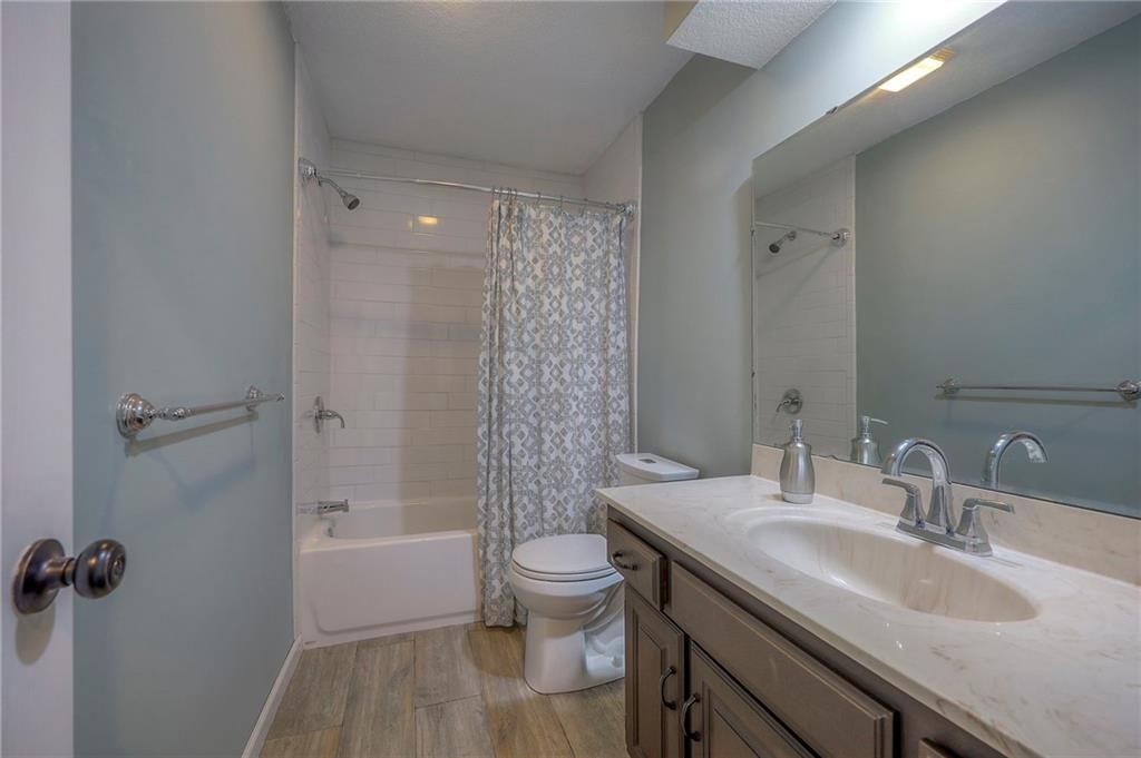 14638 W 85TH Terrace — photo 26