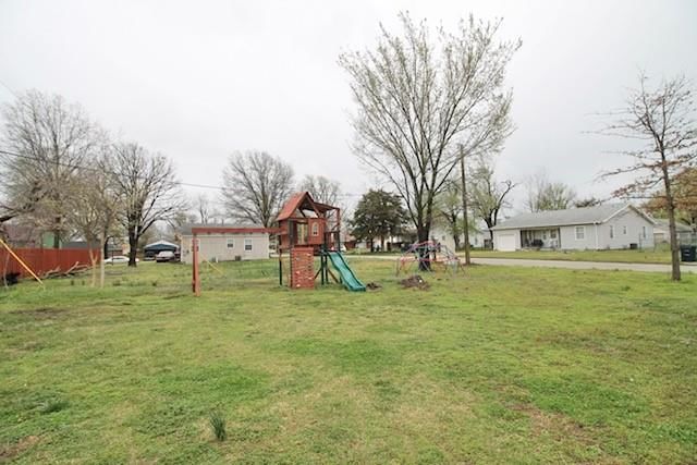 600 W Hickory Street — photo 29