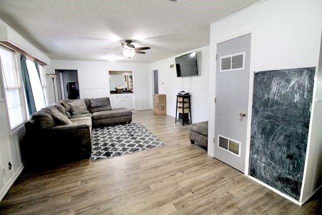 600 W Hickory Street — photo 9