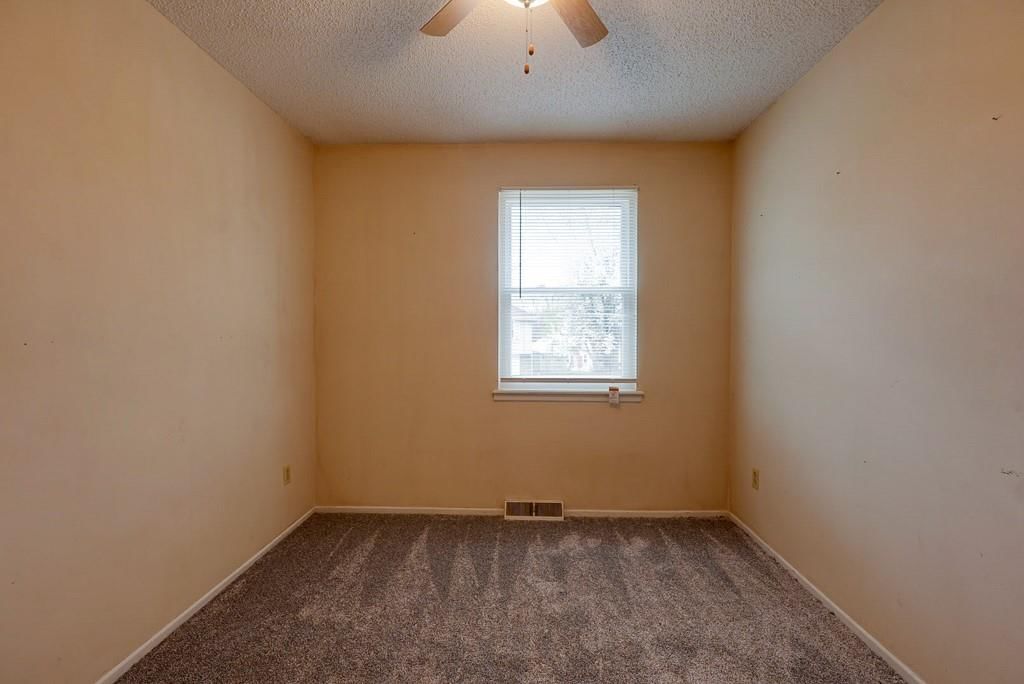 16916 E 4th, South Street — photo 14