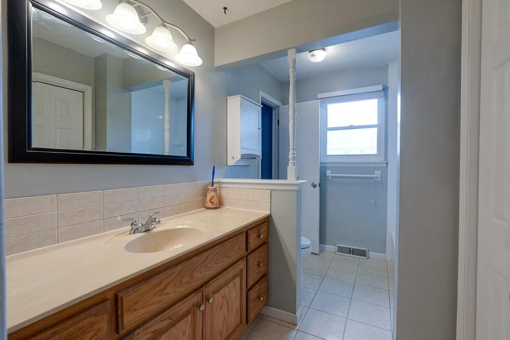 16916 E 4th, South Street — photo 9