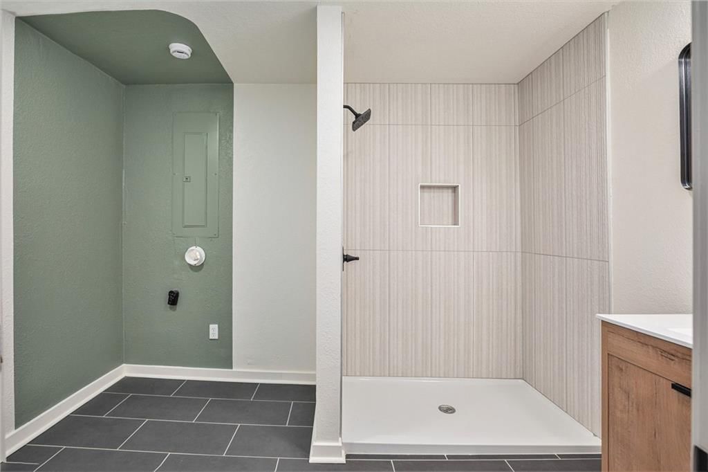 7406 E 51ST Street — photo 18
