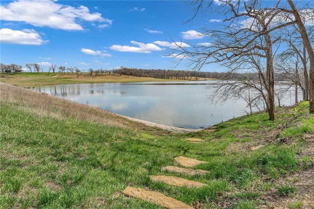 13668 Shawnee Heights Road — photo 77