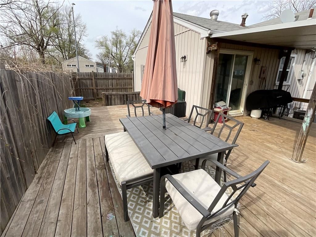 713 W Colonel Drive — photo 32