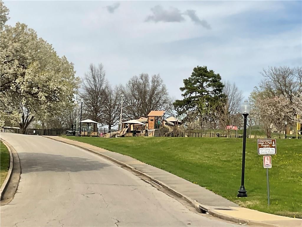 713 W Colonel Drive — photo 34