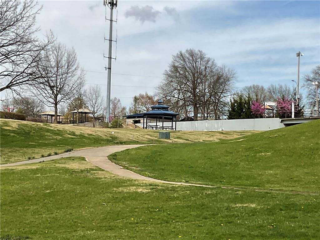 713 W Colonel Drive — photo 36
