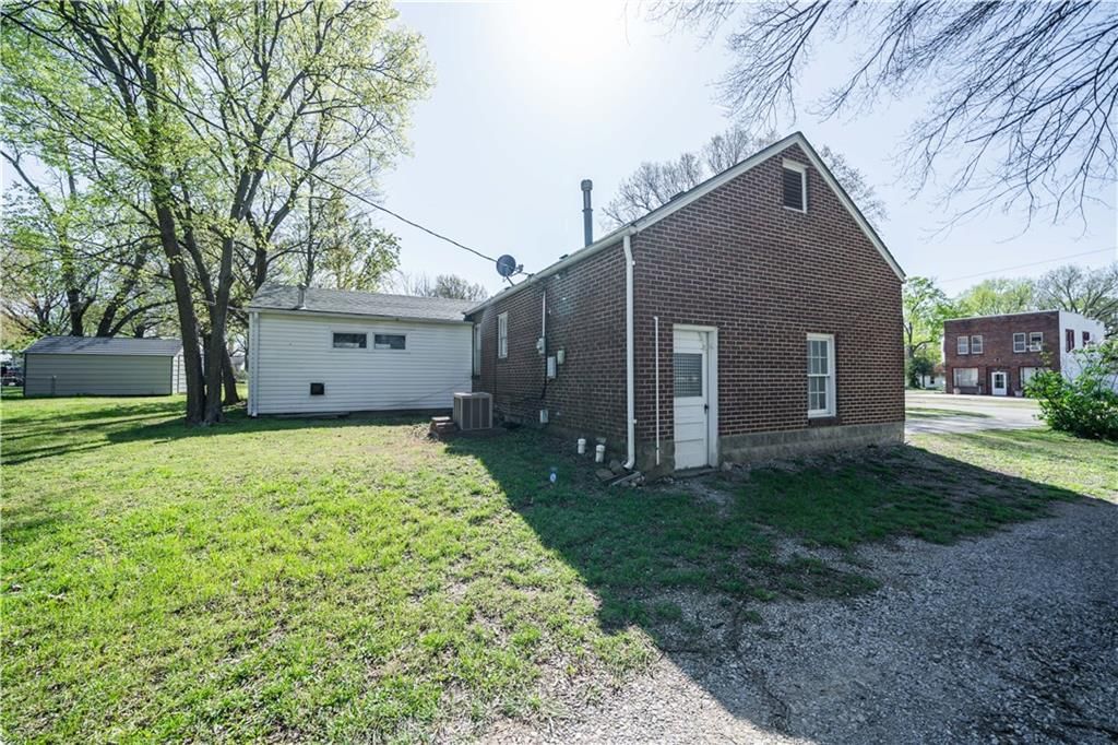 1319 Madison Street — photo 23