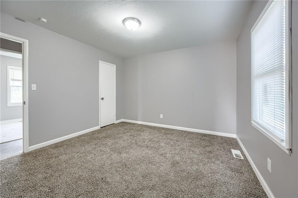 4805 E 43rd Street — photo 14