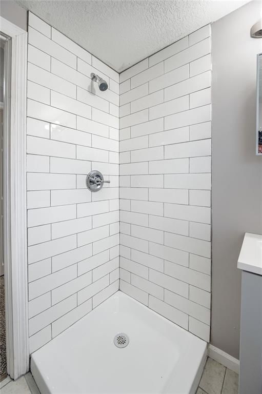 4805 E 43rd Street — photo 20