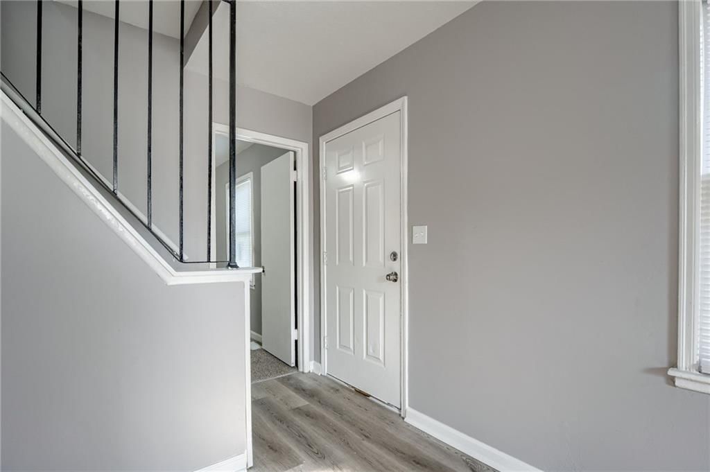 4805 E 43rd Street — photo 3