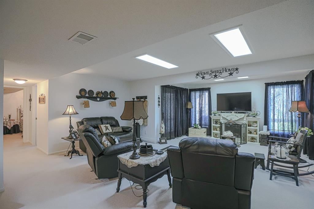 1911 SW Brighton Place — photo 36