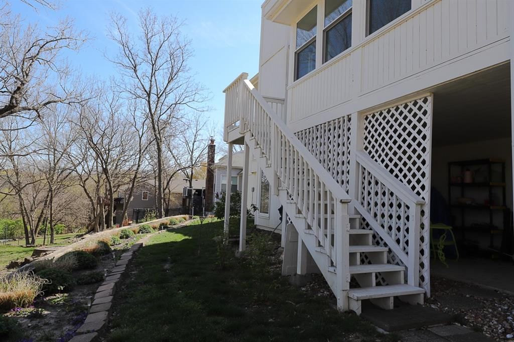 1911 SW Brighton Place — photo 48