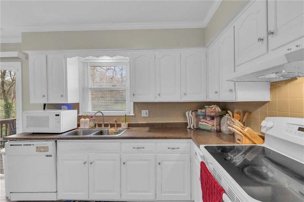 7610 E 102nd Street — photo 11
