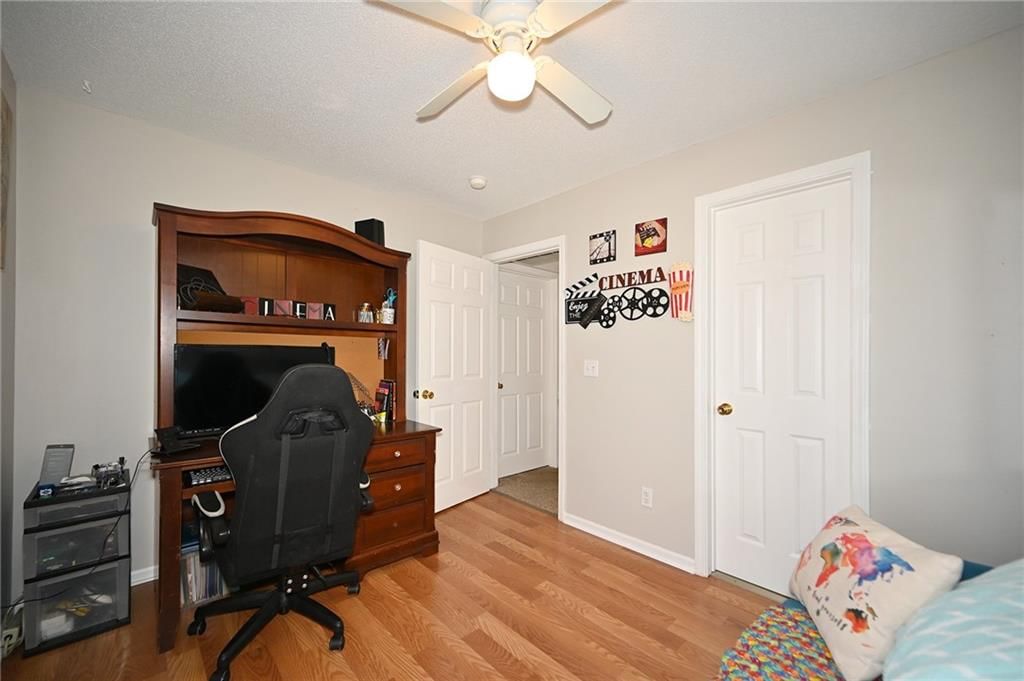 6956 N Olive Street — photo 14