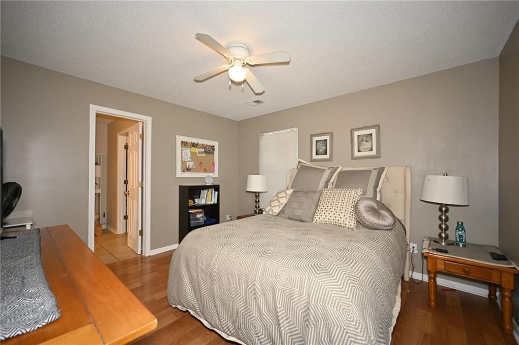 6956 N Olive Street — photo 18