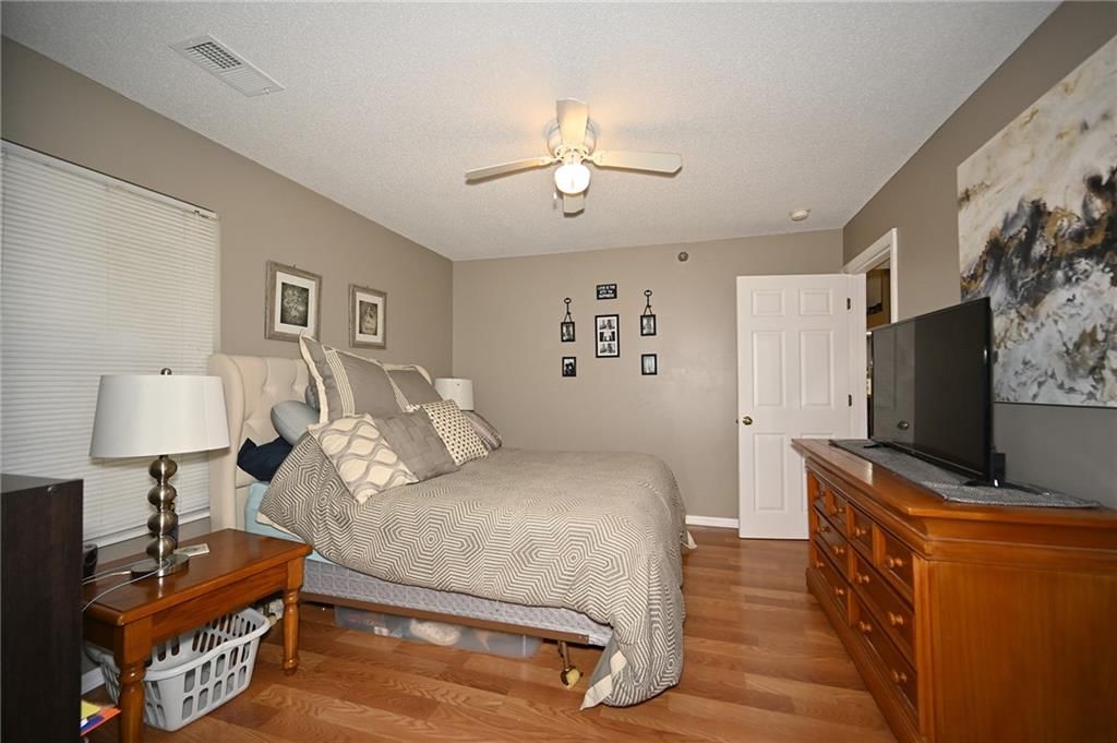 6956 N Olive Street — photo 19
