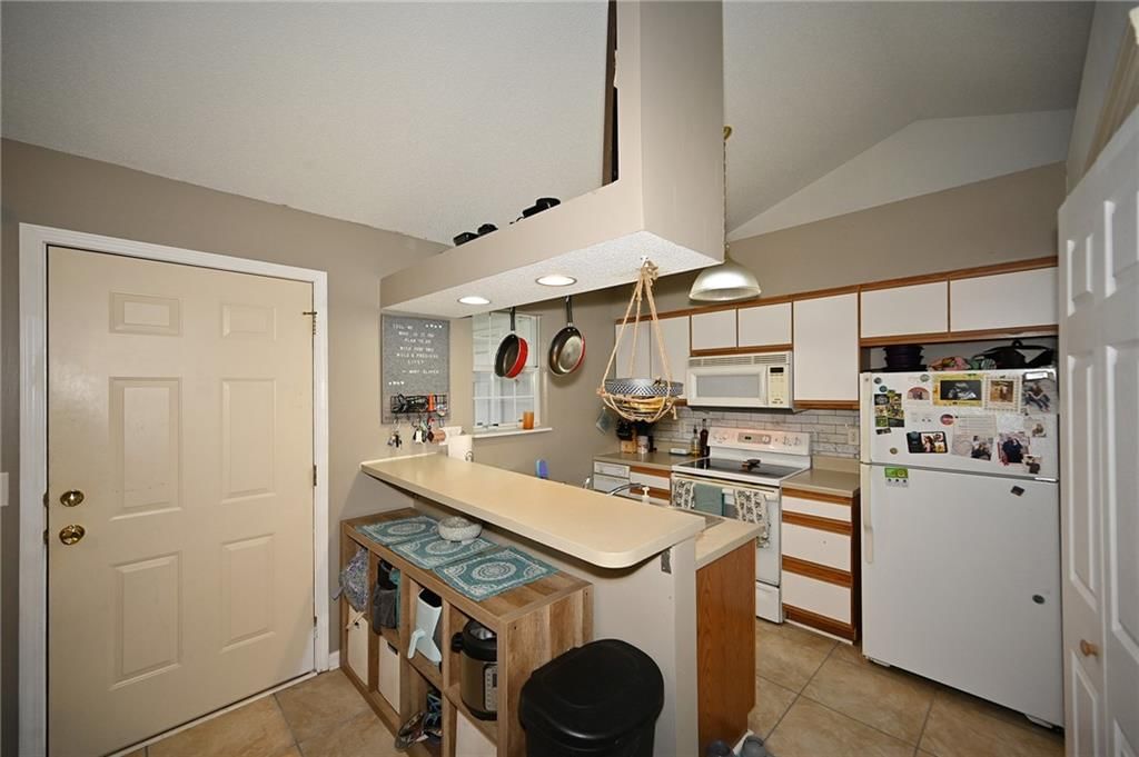 6956 N Olive Street — photo 8