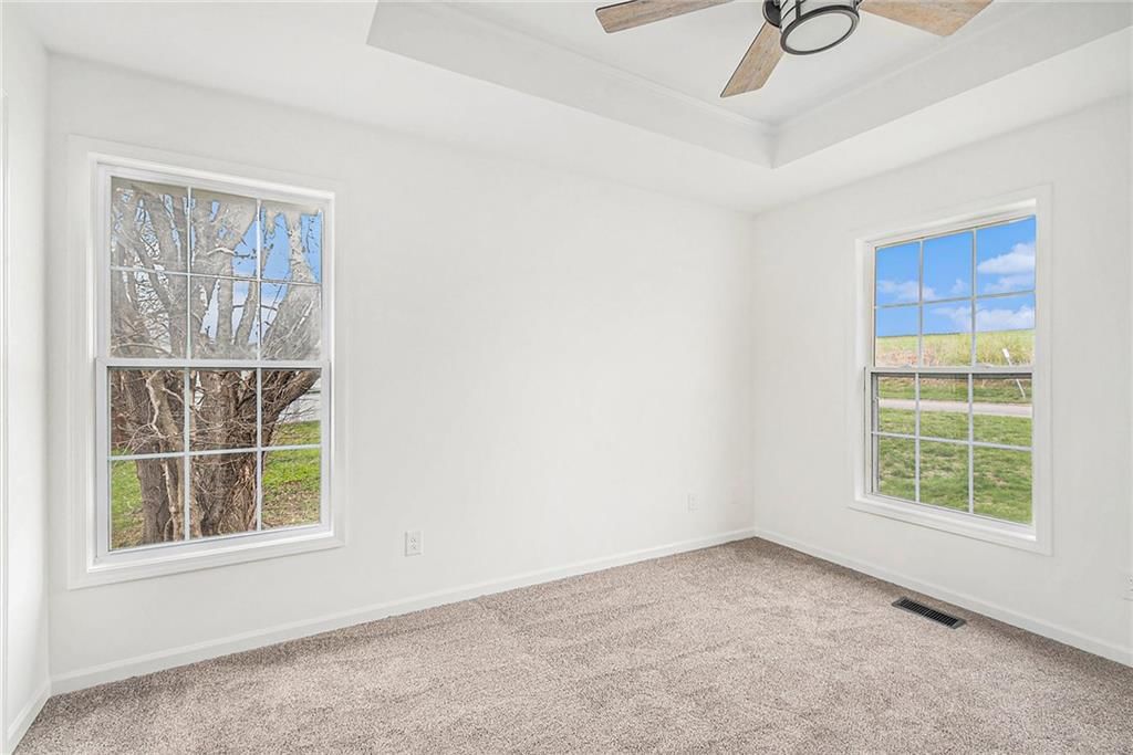 806 S Woodbine Road — photo 13