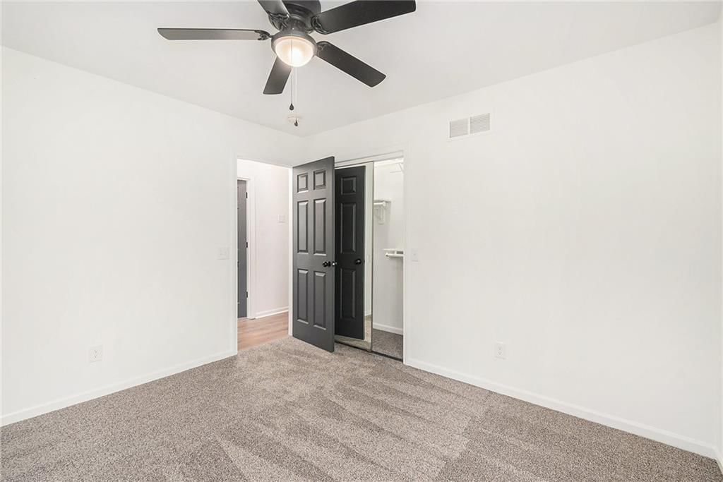 806 S Woodbine Road — photo 14