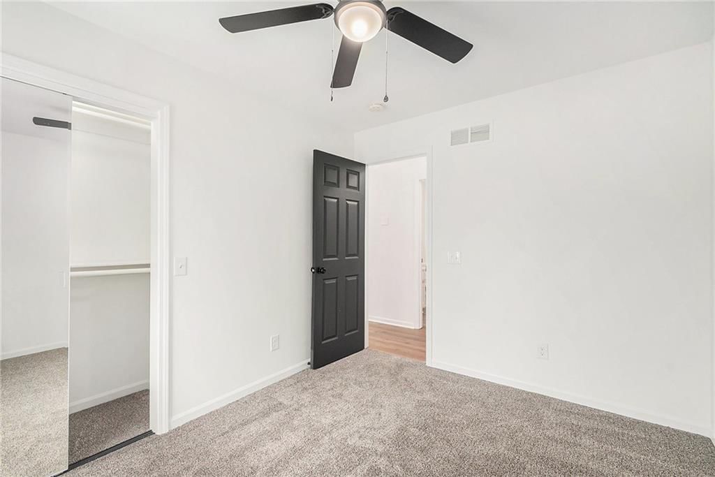 806 S Woodbine Road — photo 15