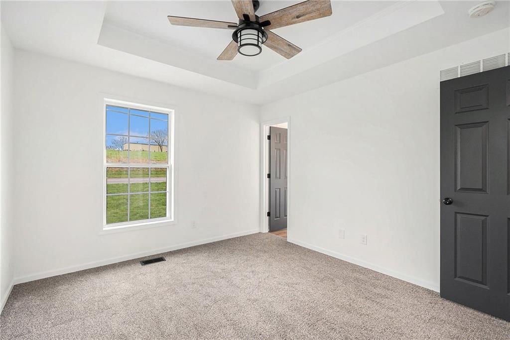 806 S Woodbine Road — photo 22