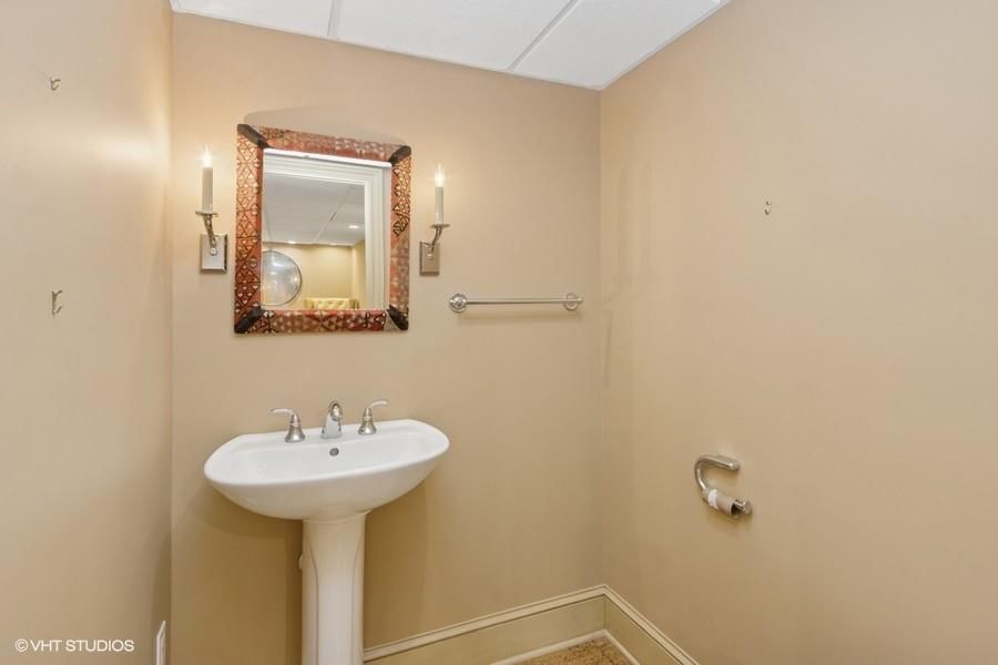 26 Compton Court — photo 32