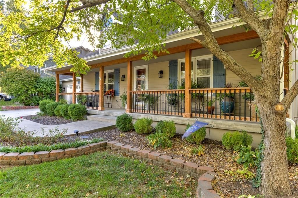 1105 Wellington Way — photo 2