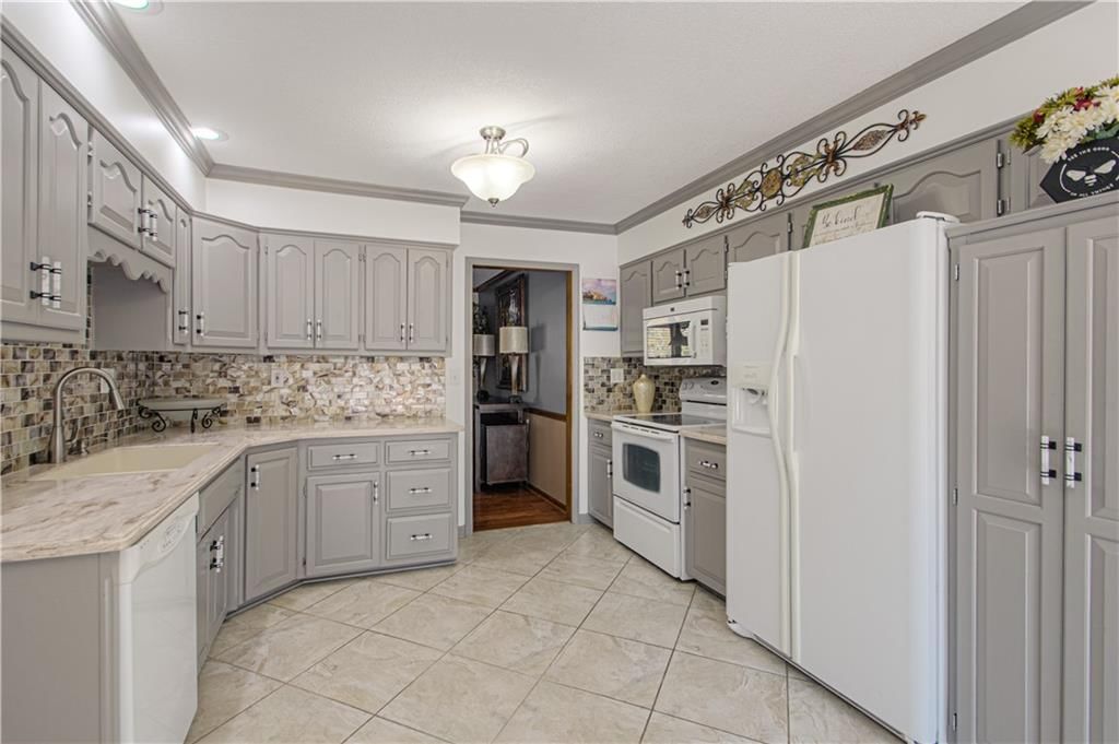 1105 Wellington Way — photo 25