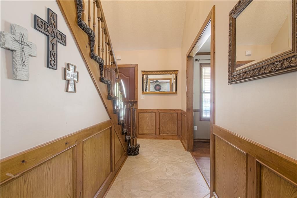 1105 Wellington Way — photo 6