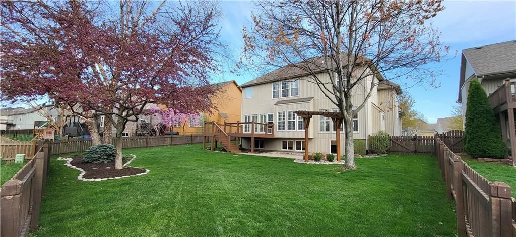 20944 W 117th Street — photo 3