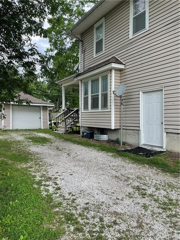 1016 S Cedar Street — photo 13