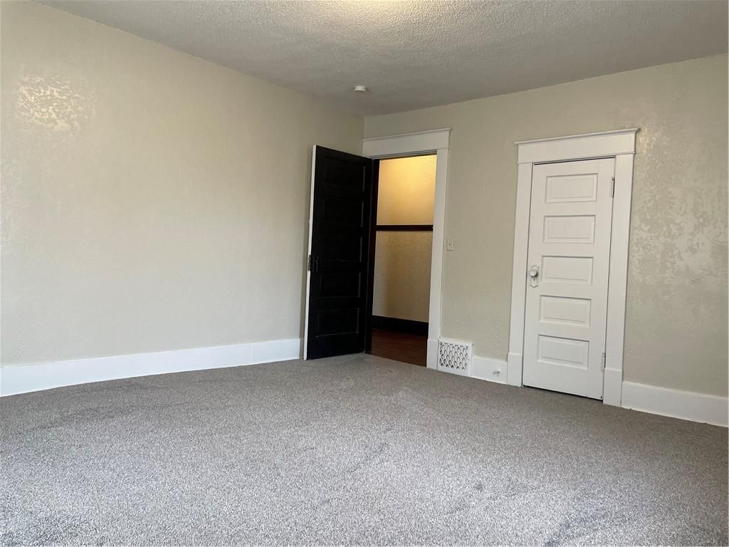 1016 S Cedar Street — photo 27