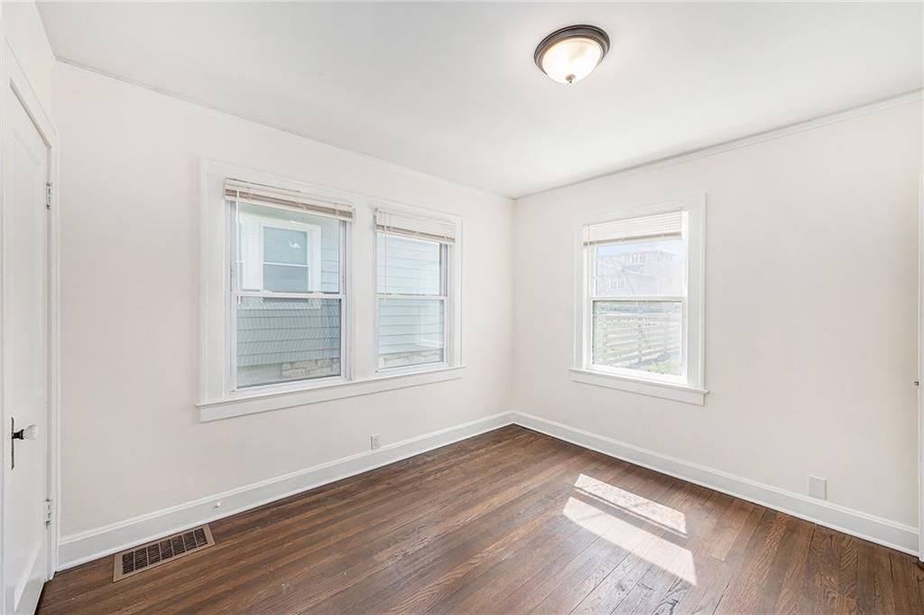1901 E 70th Terrace — photo 12