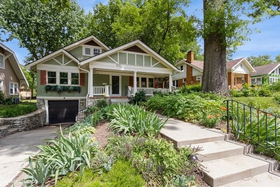 5825 Rockhill Road, Kansas City, MO