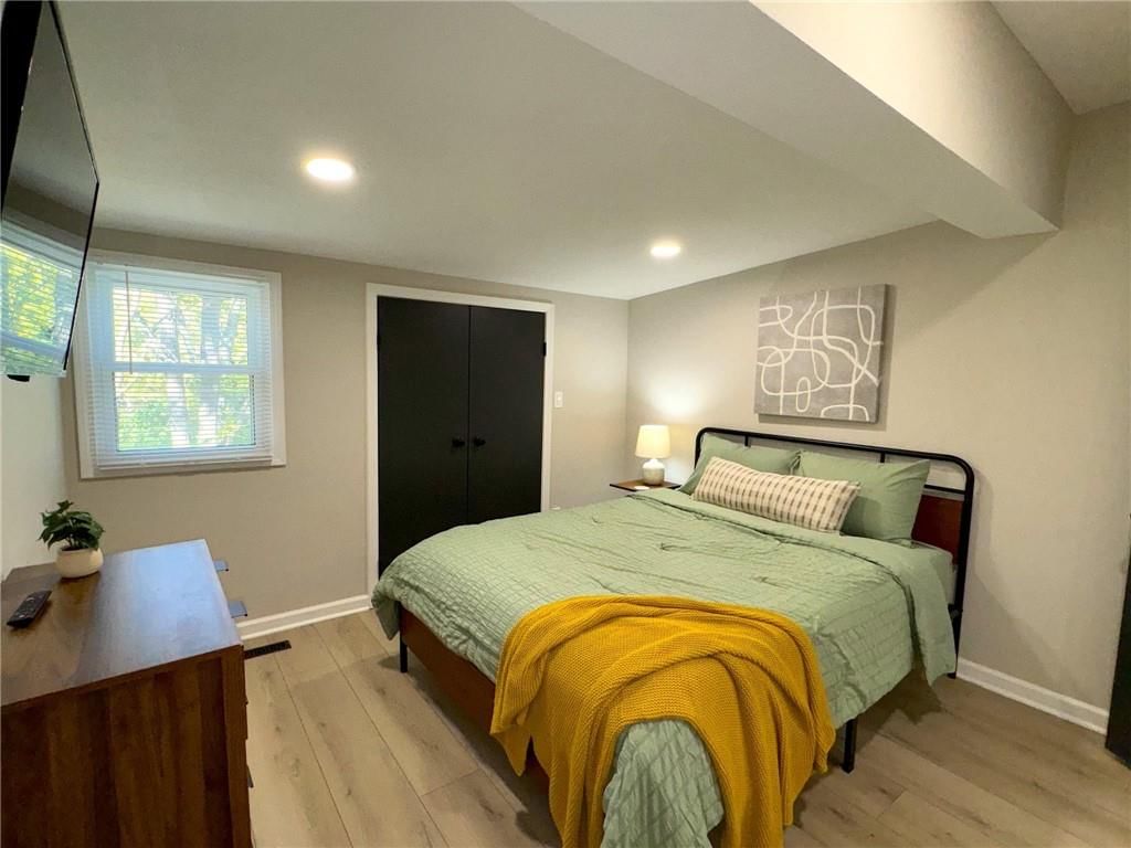 415 N Cherry Street — photo 16