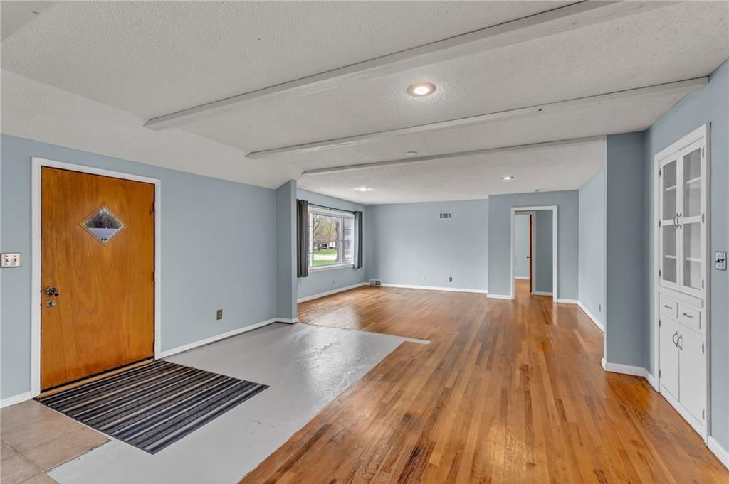 1334 S Poplar Street — photo 14