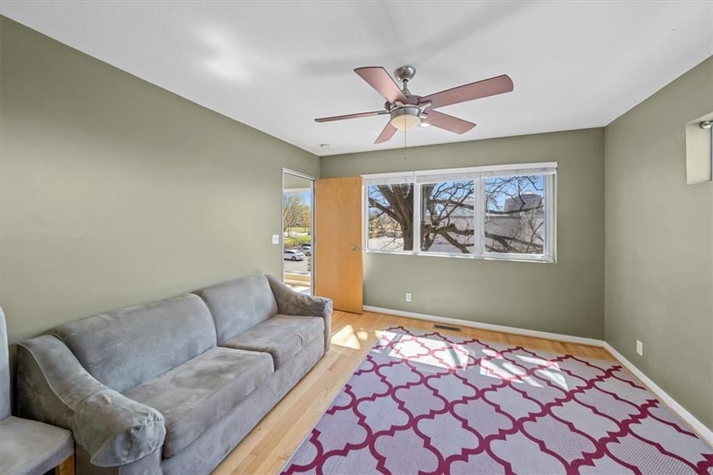 4118 Walnut Street — photo 20