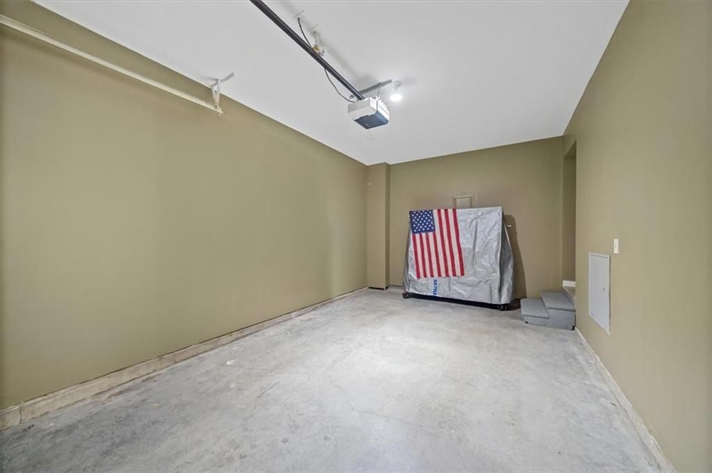4118 Walnut Street — photo 31