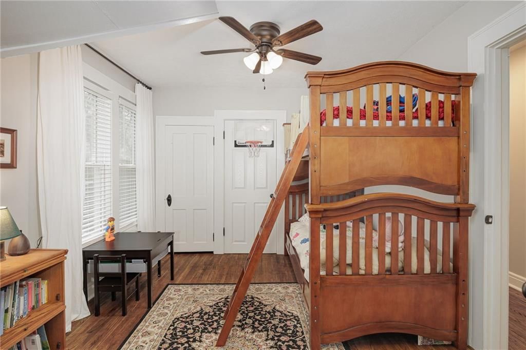 2722 Mulberry Street — photo 23