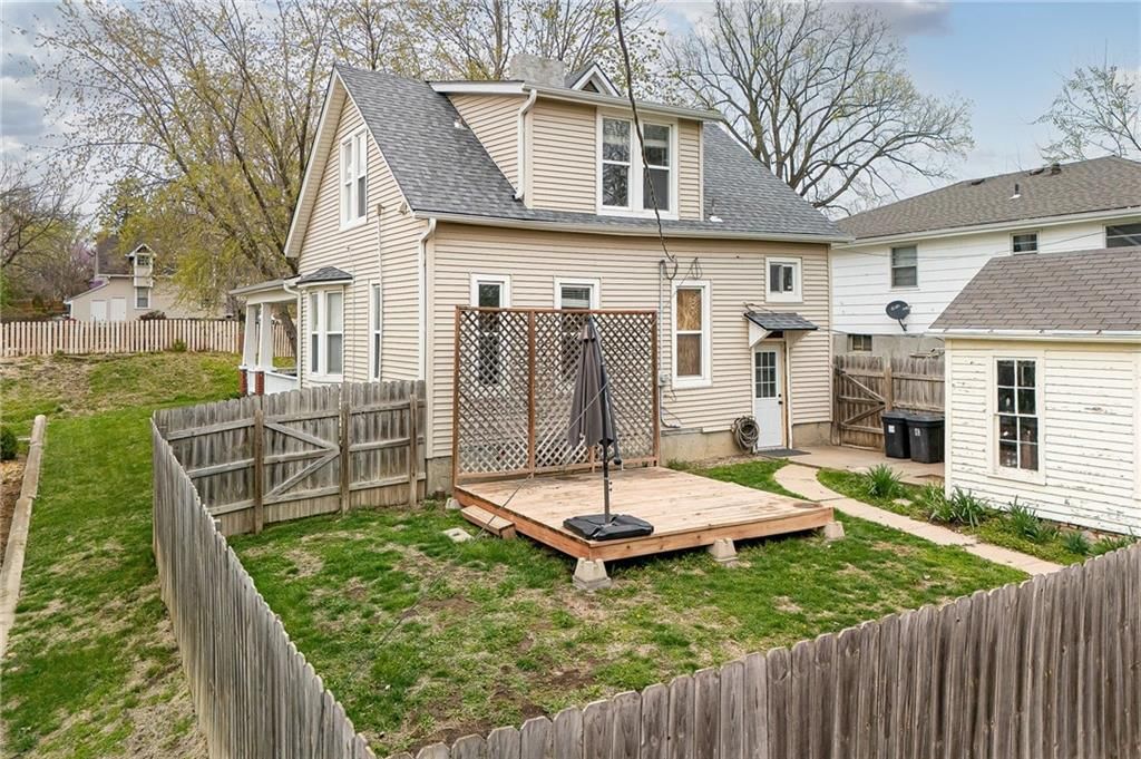 2722 Mulberry Street — photo 35
