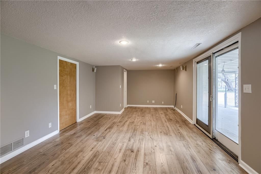 1400 R D Mize Road — photo 17