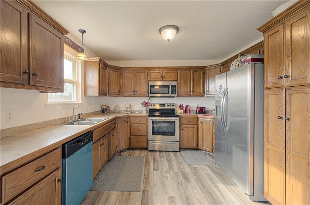 308 Willow Wood Street — photo 10