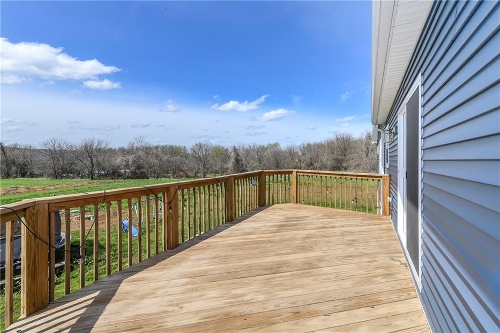 2161 N Whipple Road — photo 41