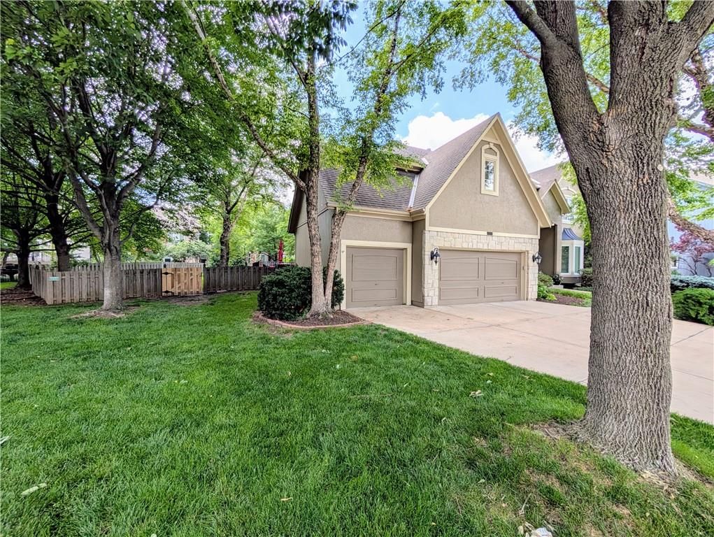 17415 W 84th Street — photo 2