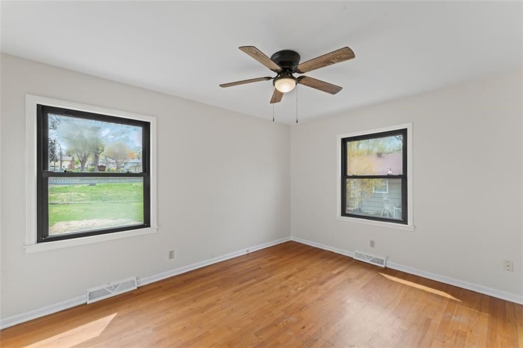 8709 E 84th Street — photo 18