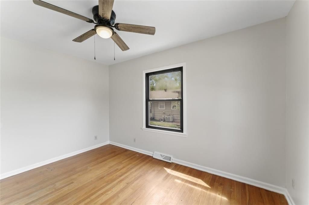8709 E 84th Street — photo 23