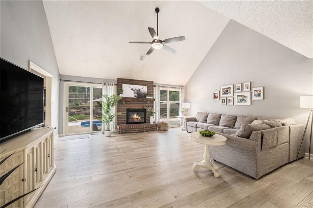 1201 Wellington Way — photo 7