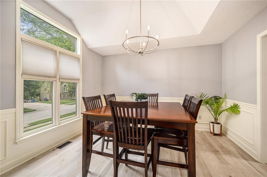 1201 Wellington Way — photo 9