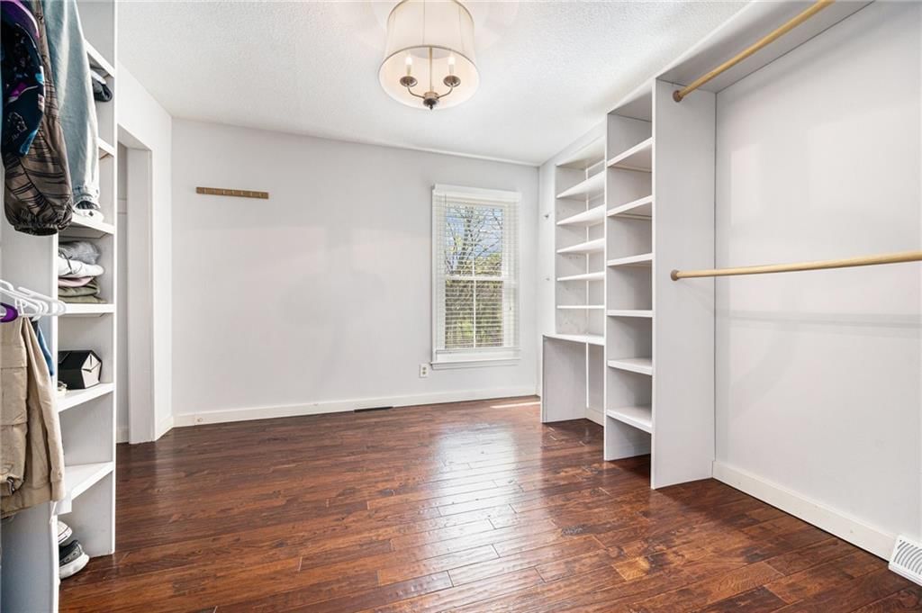 6714 N Camden Court — photo 14